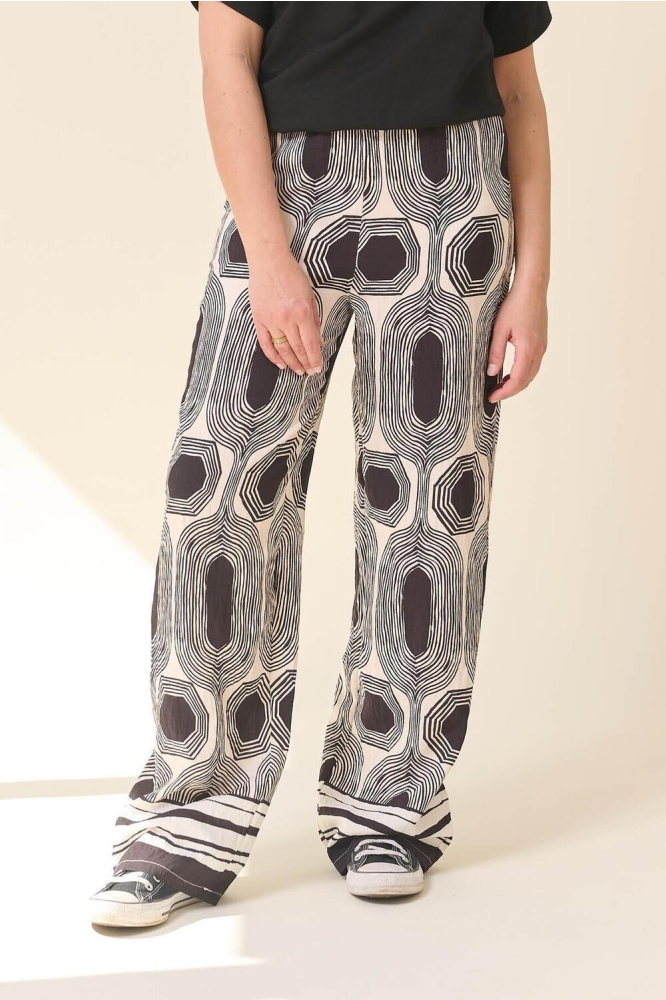 RIKKI LABYRINT 7383 001 ZWART